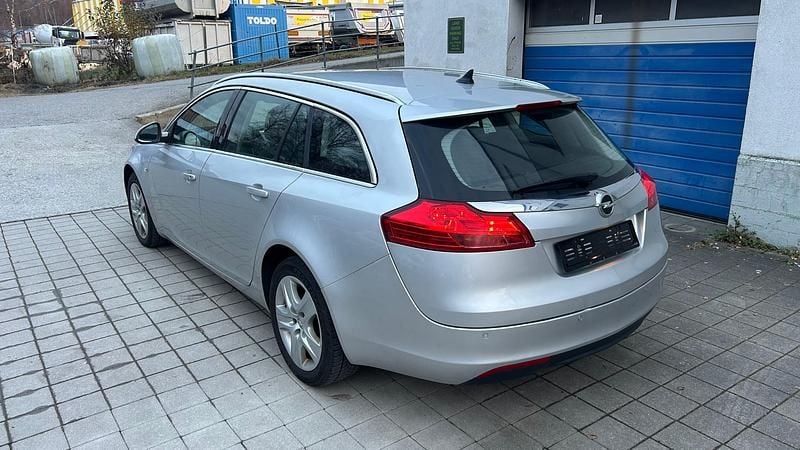 Gebraucht Opel Insignia Edition 160 PS (117 kW) 2010 Kombi
