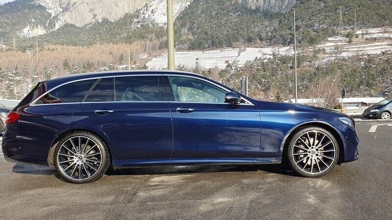 Gebraucht Mercedes E220 AMG line 194 PS (142 kW) 2018