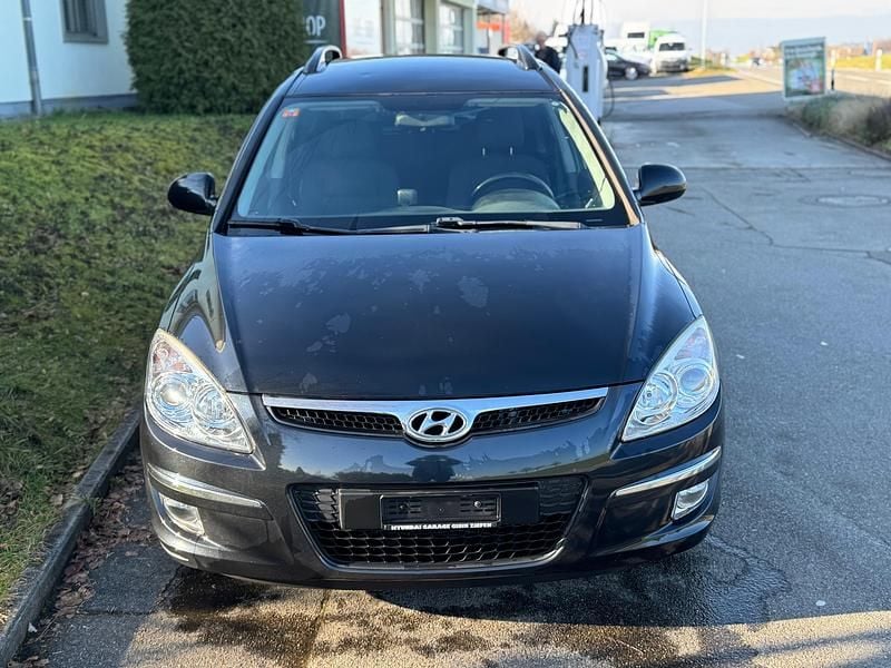 Gebraucht Hyundai i30 Style 116 PS (85 kW) 2008 Kombi
