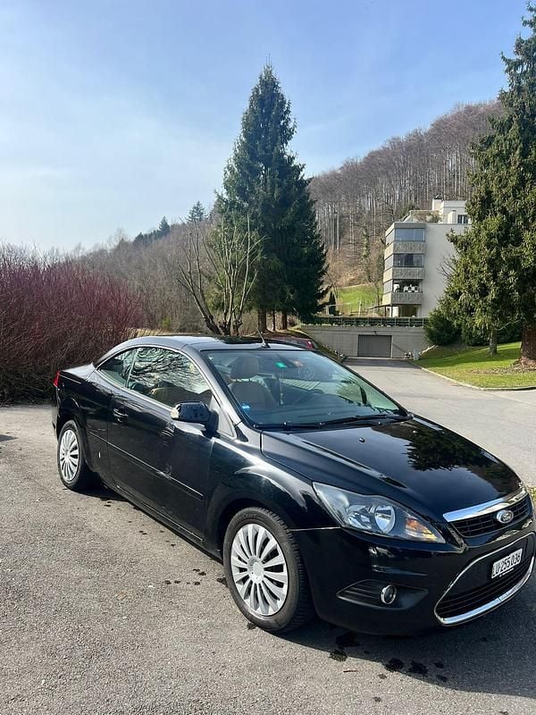 Gebraucht Ford Focus Titanium 145 PS (106 kW) 2010
