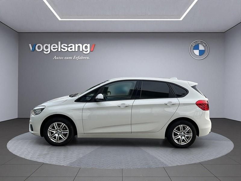Gebraucht BMW 218 Active Tourer Advantage 150 PS (110 kW) 2017 Weiss Van / Kleinbus