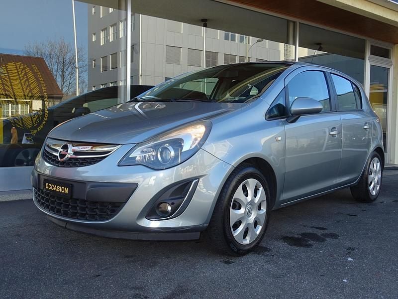 Gebraucht Opel Corsa Enjoy 100 PS (73 kW) 2011 Silber Kleinwagen