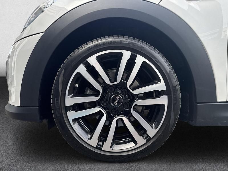 Weiss Gebraucht 2023 Mini Cooper Kleinwagen | CHF 24’900 - Bild 1/4