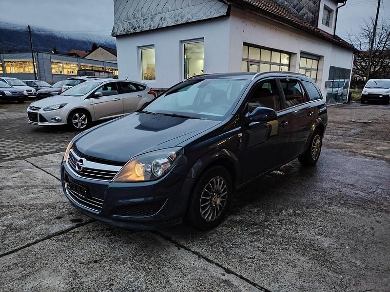 Gebraucht Opel Astra 140 PS (102 kW) 2010 Kombi