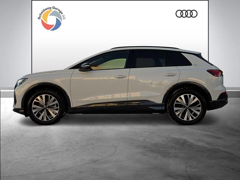 Gebraucht Audi Q4 e-tron Ambiente 210 kW (286 PS) 2025 Weiss SUV