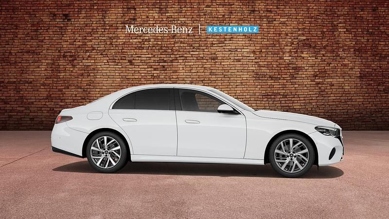 Gebraucht Mercedes E220 197 PS (144 kW) 2025 Weiss Limousine