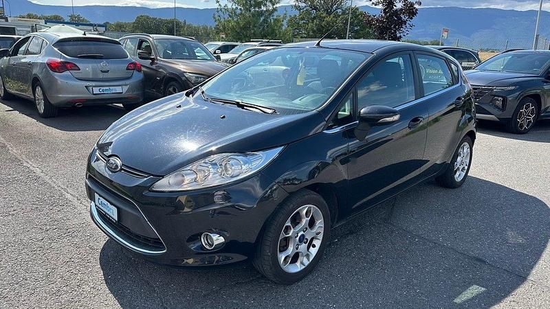 Gebraucht Ford Fiesta Ambiente 60 PS (44 kW) 2011 Kleinwagen