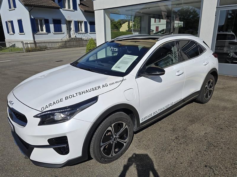 Gebraucht Kia XCeed Style 141 PS (103 kW) 2022 Weiss SUV