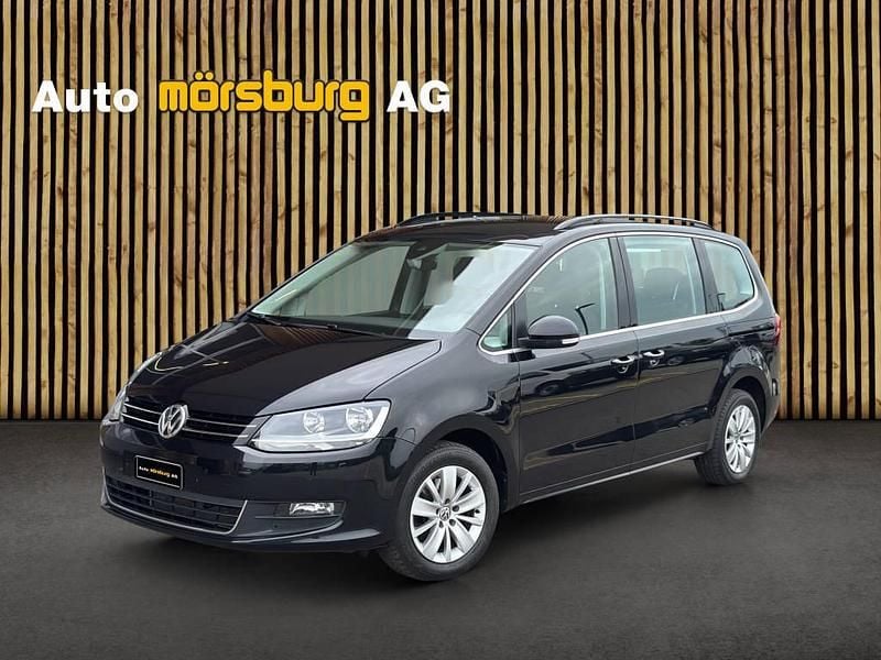 Gebraucht VW Sharan Comfortline 150 PS (110 kW) 2022 Van / Kleinbus