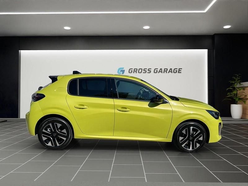 Neu Peugeot 208 Allure 100 PS (73 kW) 2025 Kleinwagen