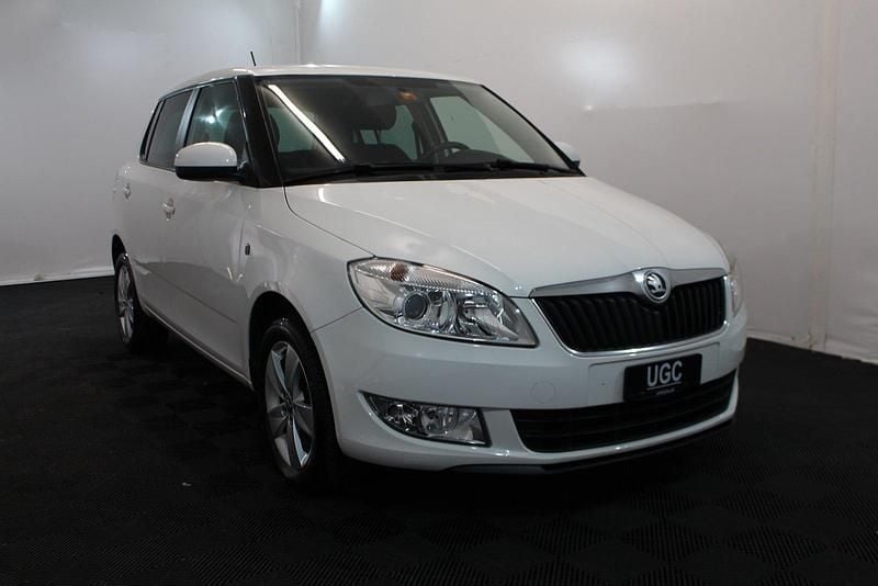 Gebraucht Skoda Fabia Ambition 105 PS (77 kW) 2014 Limousine