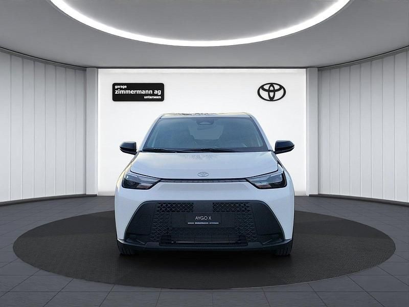 Neu Toyota Aygo X Comfort 116 PS (85 kW) 2026 Weiss SUV