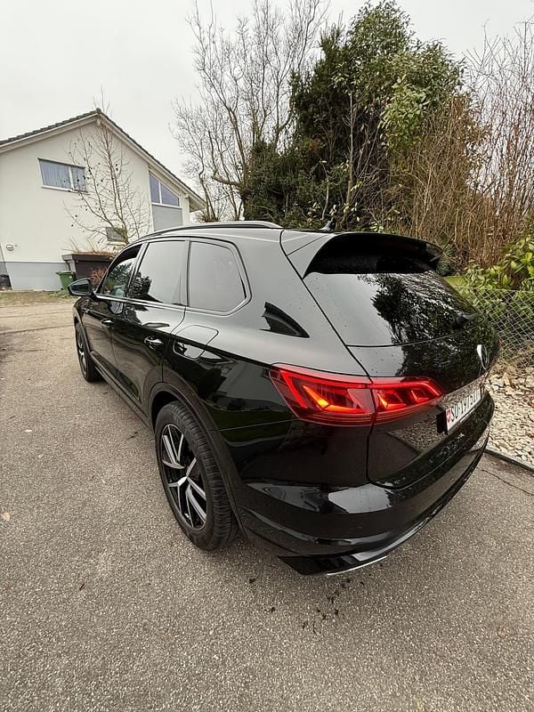 Gebraucht 2023 VW Touareg R SUV | CHF 66’990 (Superpreis) - Bild 1/4