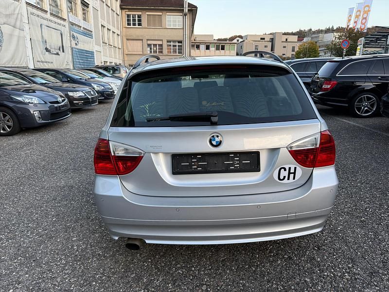 Gebraucht BMW 320 150 PS (110 kW) 2007 Kombi