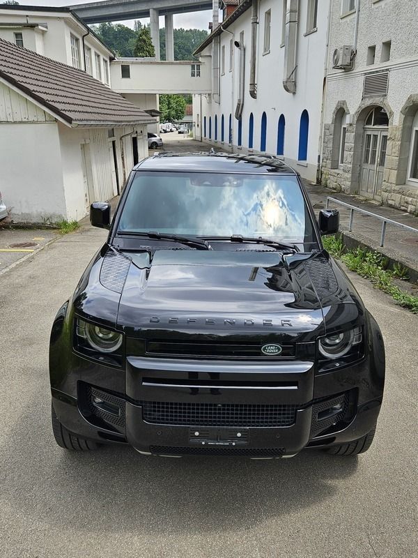 Gebraucht Land Rover Defender 300 PS (220 kW) 2024 SUV
