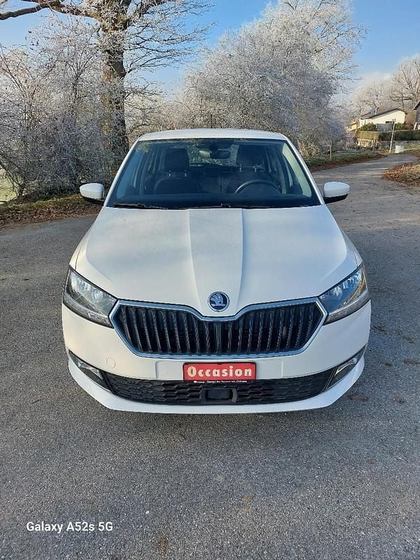 Weiss Gebraucht 2021 Skoda Fabia Ambition Limousine | CHF 15’500 (Fairer Preis) - Bild 1/4