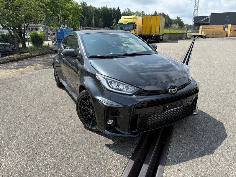 Gebraucht 2024 Toyota Yaris Sport | CHF 33’333 (Superpreis) - Bild 1/4