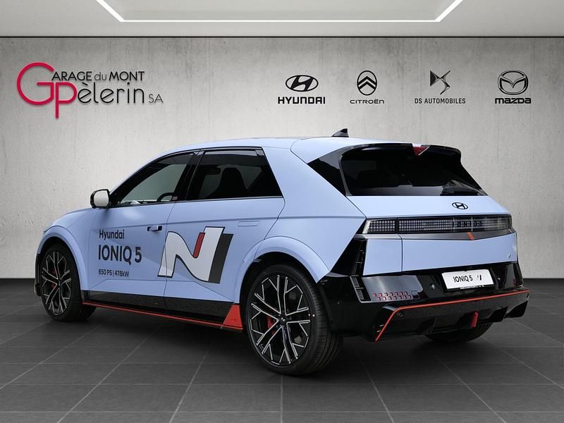 Neu Hyundai Ioniq 478 kW (650 PS) 2025 Blau Kleinwagen