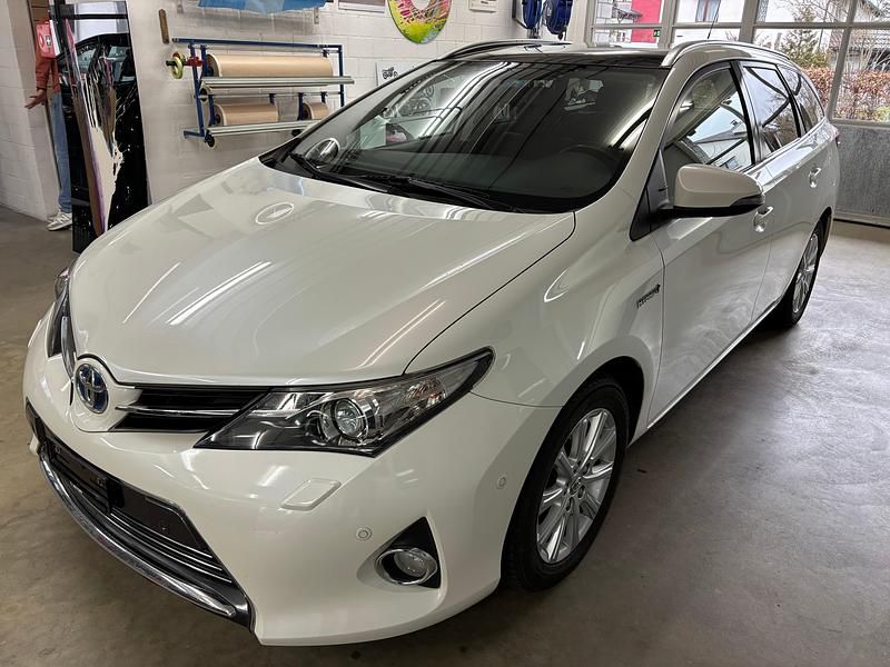 Gebraucht Toyota Auris Touring Sports Sol 136 PS (100 kW) 2014 Kombi