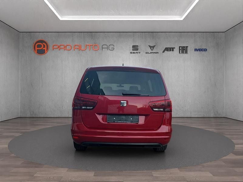 Gebraucht Seat Alhambra 4Drive 184 PS (135 kW) 2017 Rot Van / Kleinbus