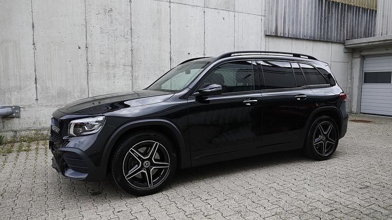 Gebraucht Mercedes GLB250 AMG line 224 PS (164 kW) 2022 SUV