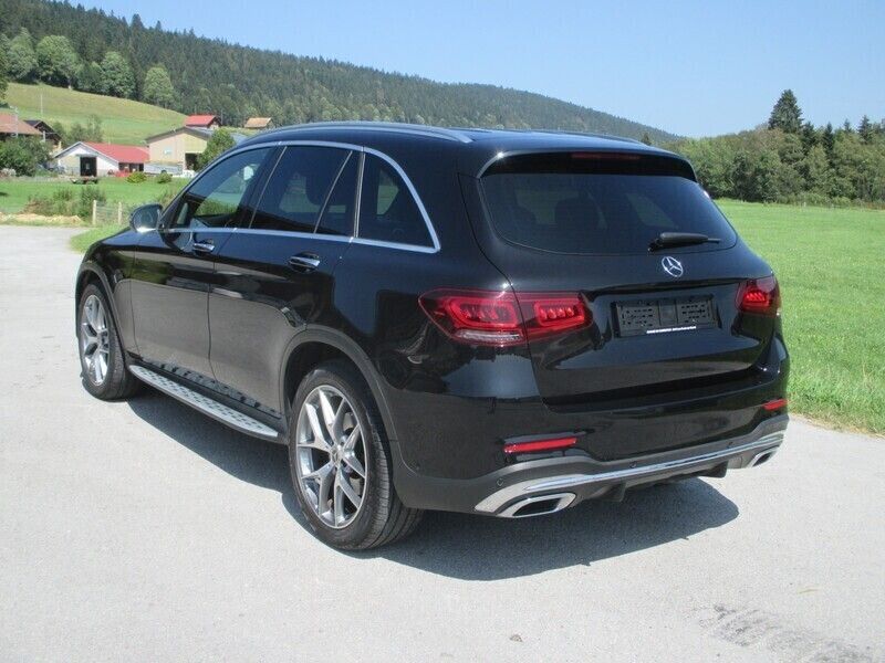 Gebraucht Mercedes GLC300 AMG line 245 PS (180 kW) 2020 SUV
