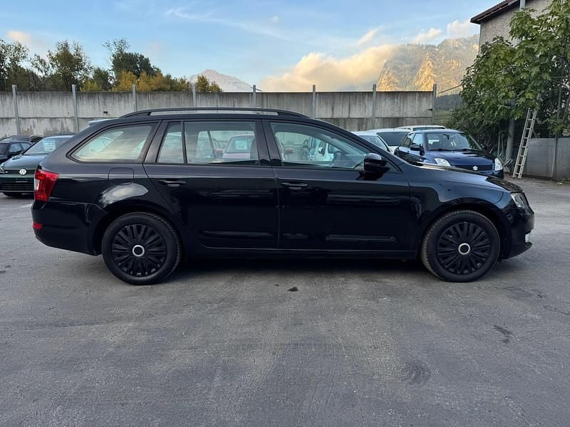 Gebraucht Skoda Octavia Ambition 184 PS (135 kW) 2016 Kombi