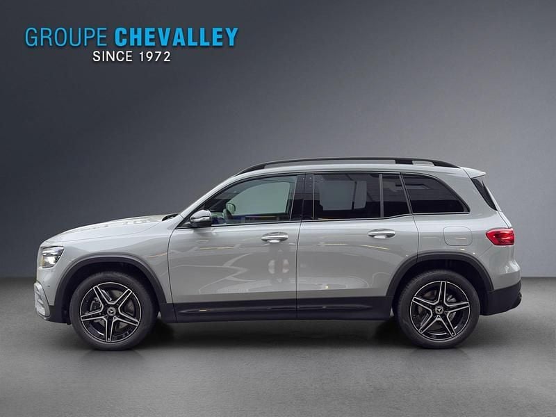 Neu Mercedes GLB220 190 PS (139 kW) 2026 Grau SUV