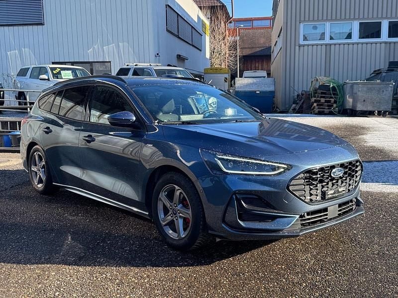 Gebraucht Ford Focus ST-Line X 125 PS (91 kW) 2023 Blau Kombi