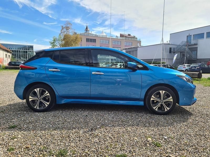 Gebraucht Nissan Leaf N-Connecta 160 kW (218 PS) 2020 Blau Kleinwagen