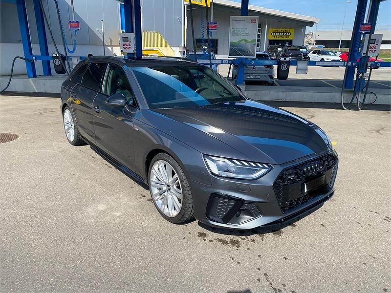 Gebraucht 2020 Audi A4 S-Line Kombi | CHF 28’900 (Etwas zu teuer) - Bild 1/4