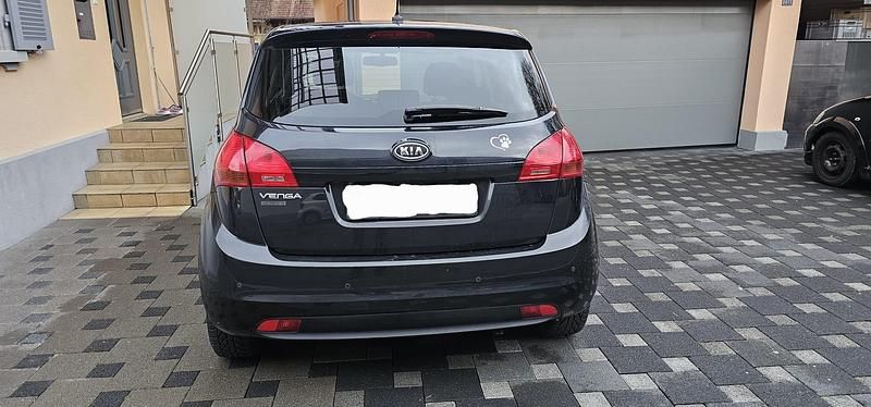 Gebraucht Kia Venga 125 PS (91 kW) 2010 Kleinwagen