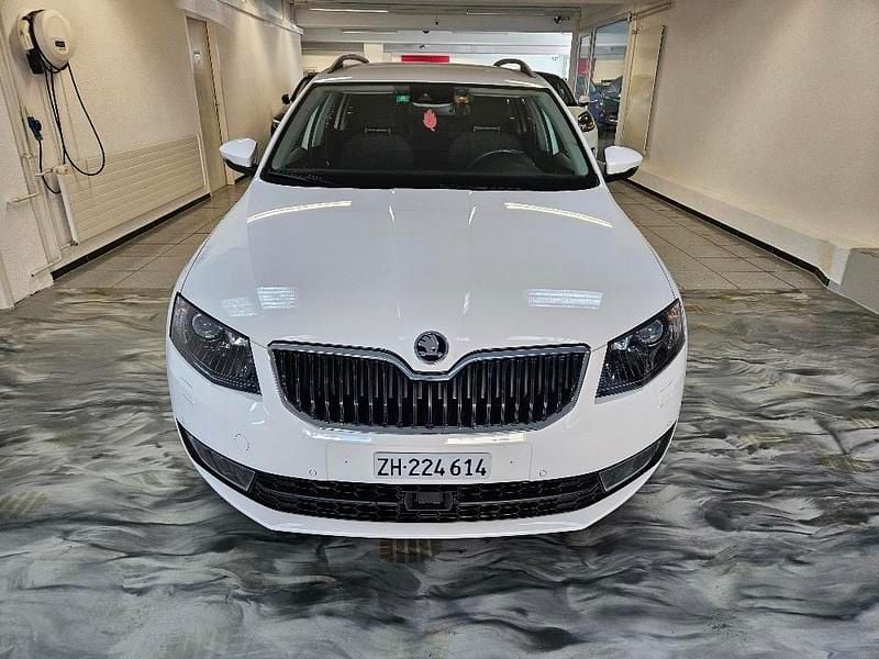 Gebraucht Skoda Octavia Style 150 PS (110 kW) 2016 Kleinwagen