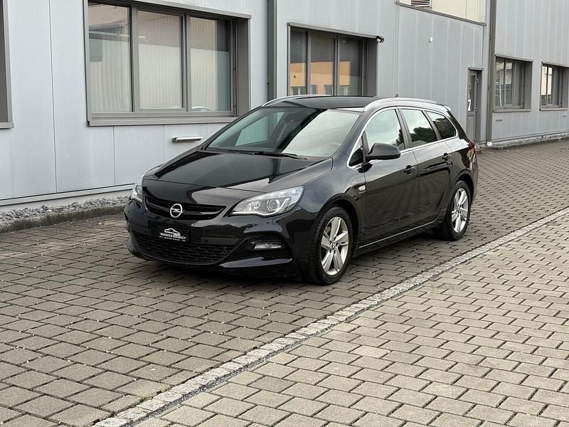 Gebraucht Opel Astra drive 170 PS (125 kW) 2014
