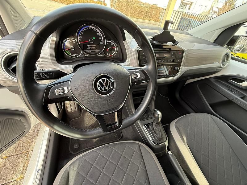 Gebraucht VW e-up! 60 kW (82 PS) 2021 Kleinwagen