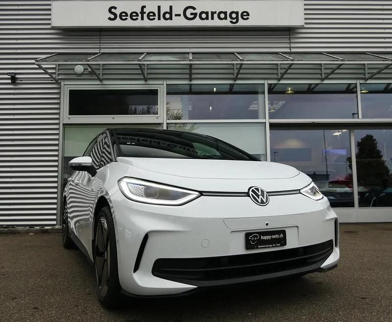 Weiss Neu 2025 VW ID.3 Pro Kleinwagen | CHF 42’760 (Teuer) - Bild 1/4