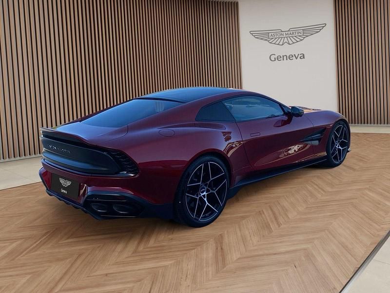 Neu Aston Martin Vanquish 835 PS (614 kW) 2025 Coupé