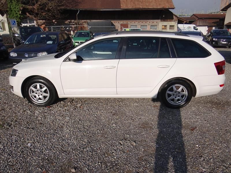 Gebraucht 2016 Skoda Octavia Kombi | CHF 5’990 (Guter Preis) - Bild 1/4