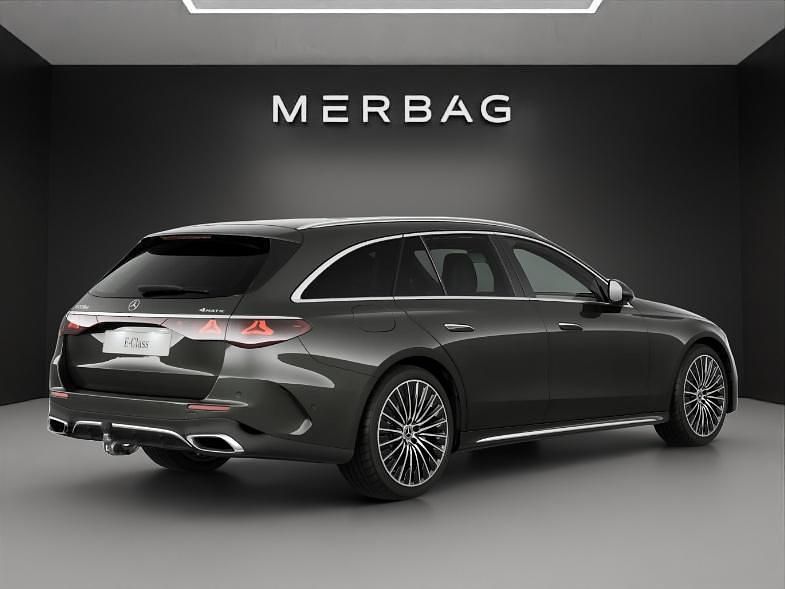 Neu Mercedes E220 197 PS (144 kW) 2026 Grau Kombi