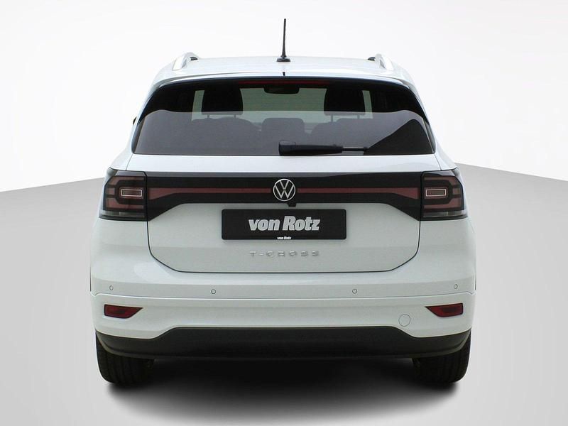 Gebraucht VW T-Cross R-line 150 PS (110 kW) 2023 SUV
