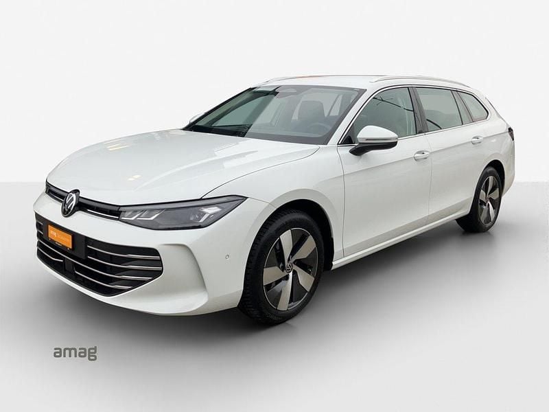 Pure white uni Gebraucht 2024 VW Passat Business Kombi | CHF 34’900 (Teuer) - Bild 1/4