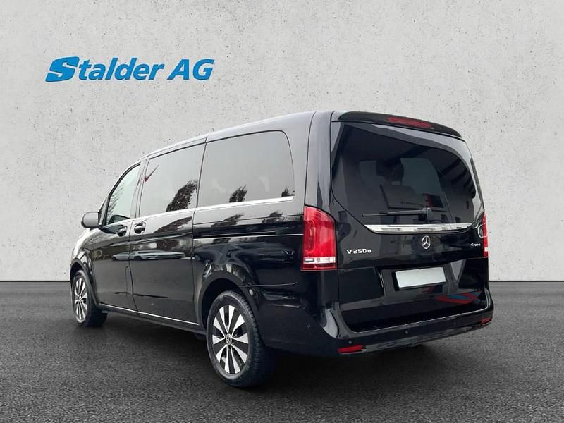 Gebraucht Mercedes V250 Avantgarde 190 PS (139 kW) 2024 Van / Kleinbus