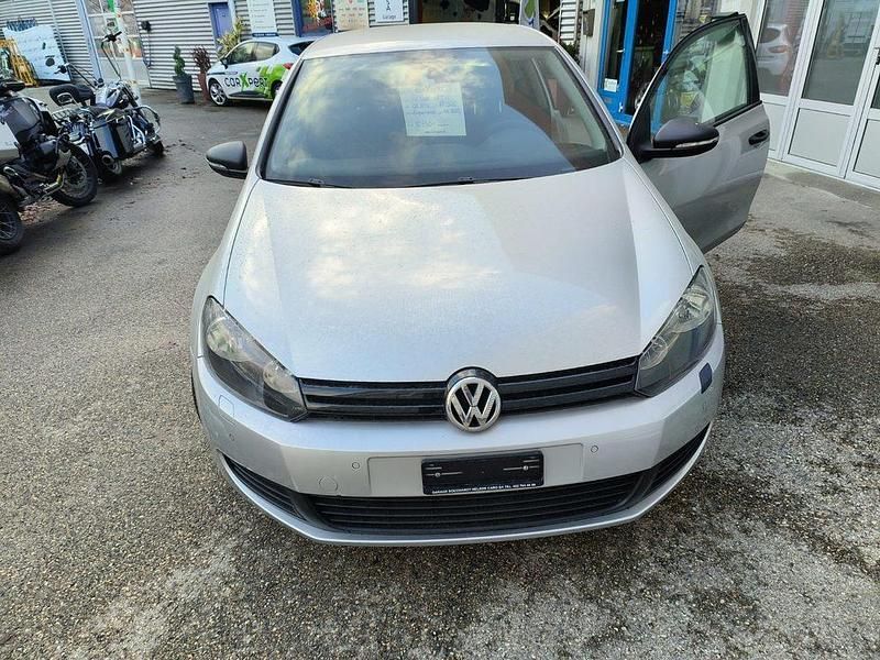 Gebraucht VW Golf Trendline 105 PS (77 kW) 2011 Limousine