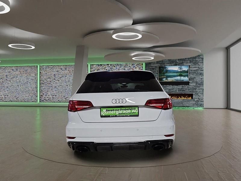 Gebraucht Audi RS3 Comfort 400 PS (294 kW) 2017 Weiss Limousine