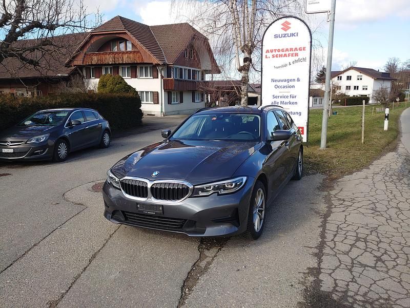 Gebraucht BMW 320 Advantage 190 PS (139 kW) 2019 Kombi