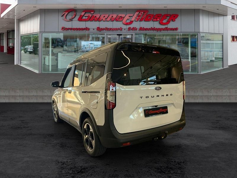 Neu Ford Tourneo Courier Active 125 PS (91 kW) 2026 Van / Kleinbus