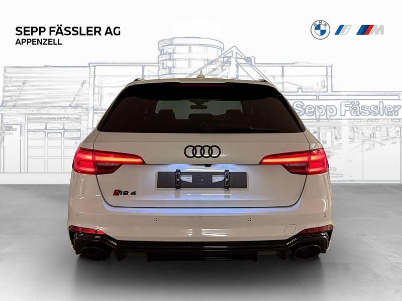 Gebraucht Audi RS4 Ambiente 450 PS (330 kW) 2018 Weiss Kombi