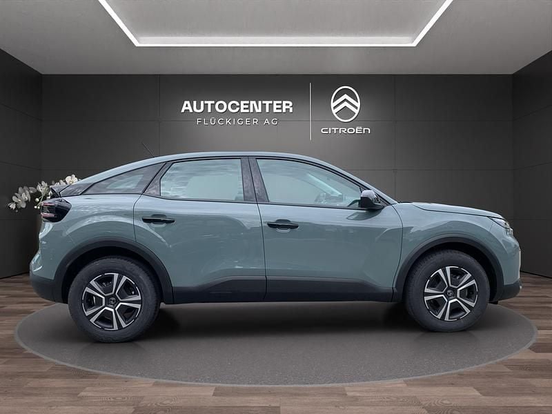 Neu Citroën C4 110 PS (80 kW) 2025 Grün Limousine