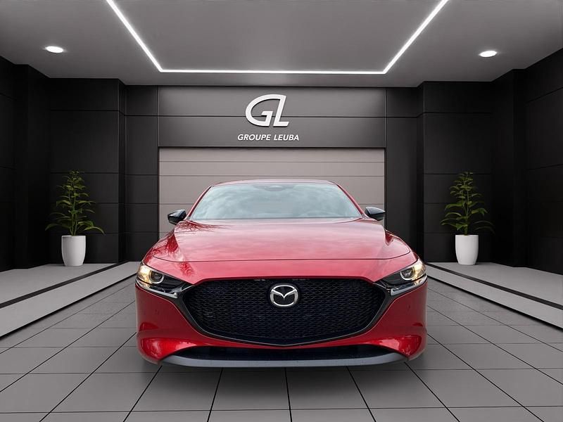 Neu Mazda 3 Homura-Line 186 PS (136 kW) 2025 Rot Kleinwagen