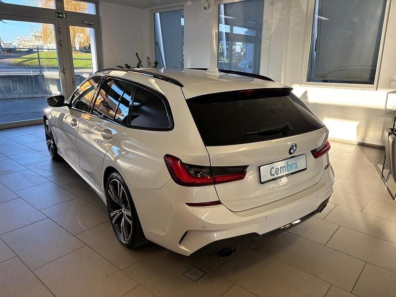 Gebraucht BMW 330e M Sport 292 PS (214 kW) 2021 Kombi